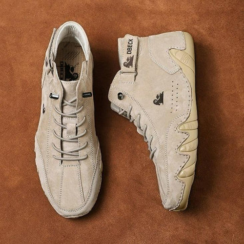 Bota Dbeck™ Trabalhada em Camurça Italiana