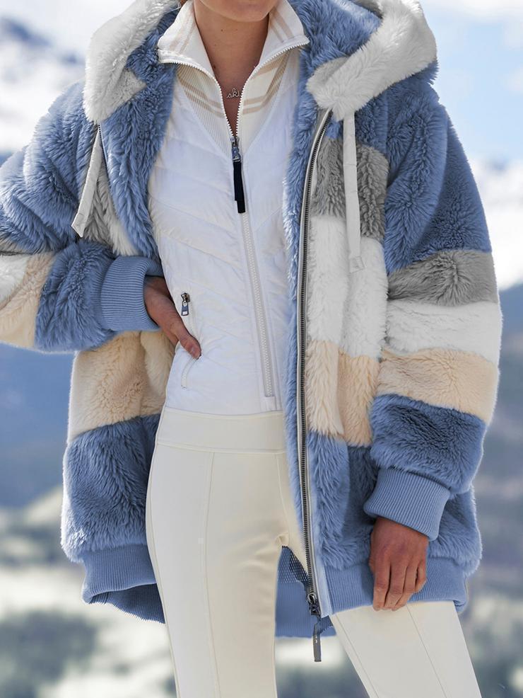 Casaco Feminino Paris™ em Pelúcia / O Campeão em Sutileza, Conforto e Versatilidade!