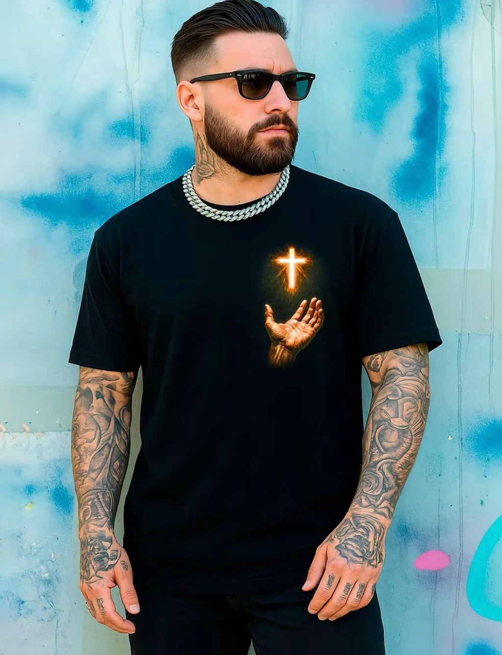 Camiseta Cruz Luminosa ✝️ – Estilo e Fé em Cada Detalhe [Compre 1 Leve 2]
