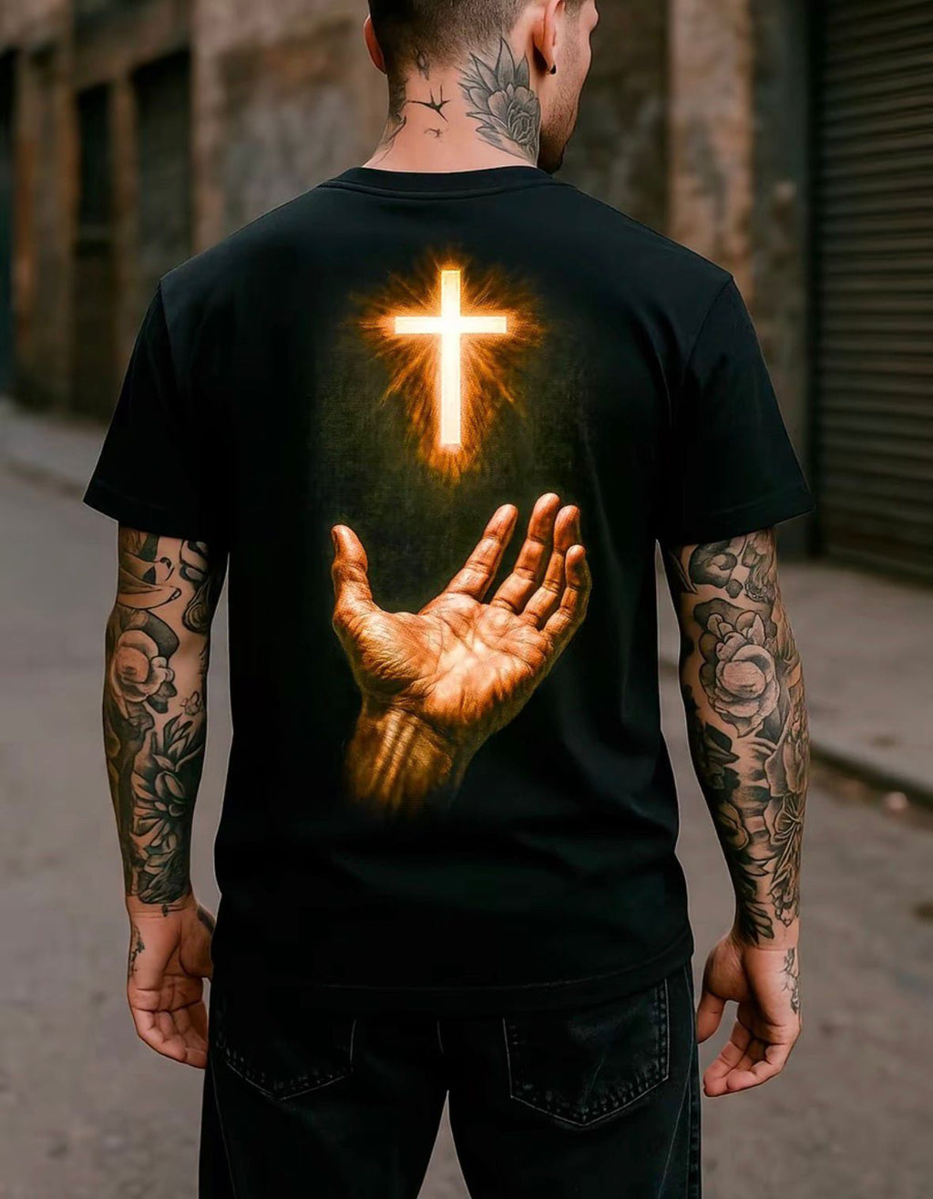 Camiseta Cruz Luminosa ✝️ – Estilo e Fé em Cada Detalhe [Compre 1 Leve 2]